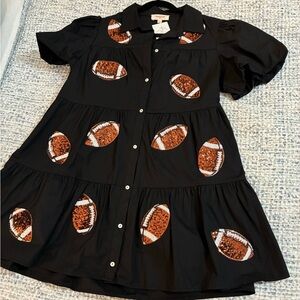 Elle Black Mock Neck Blouse